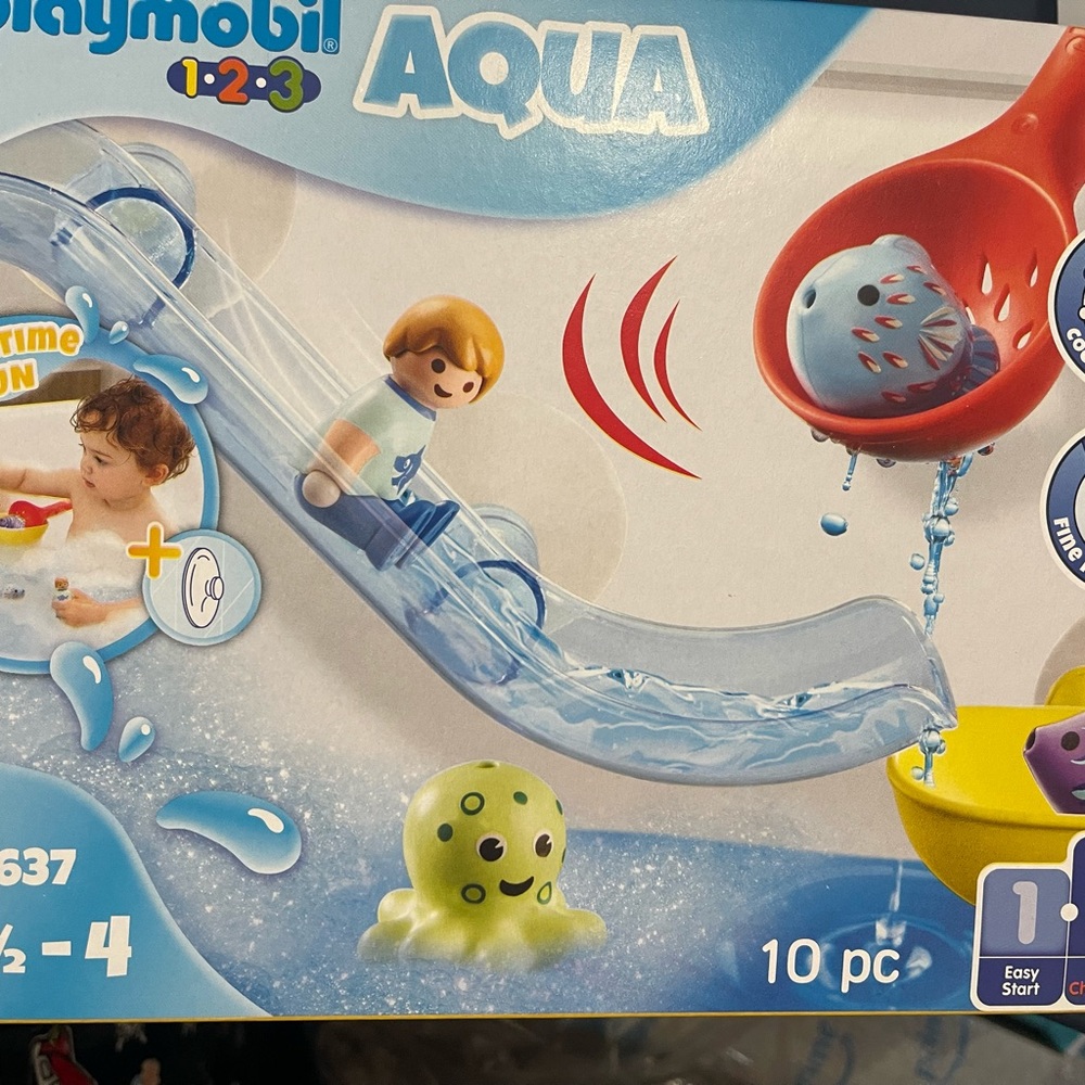Playmobil Aqua Slide brand new! Toddler bath toy. Smoke free home.